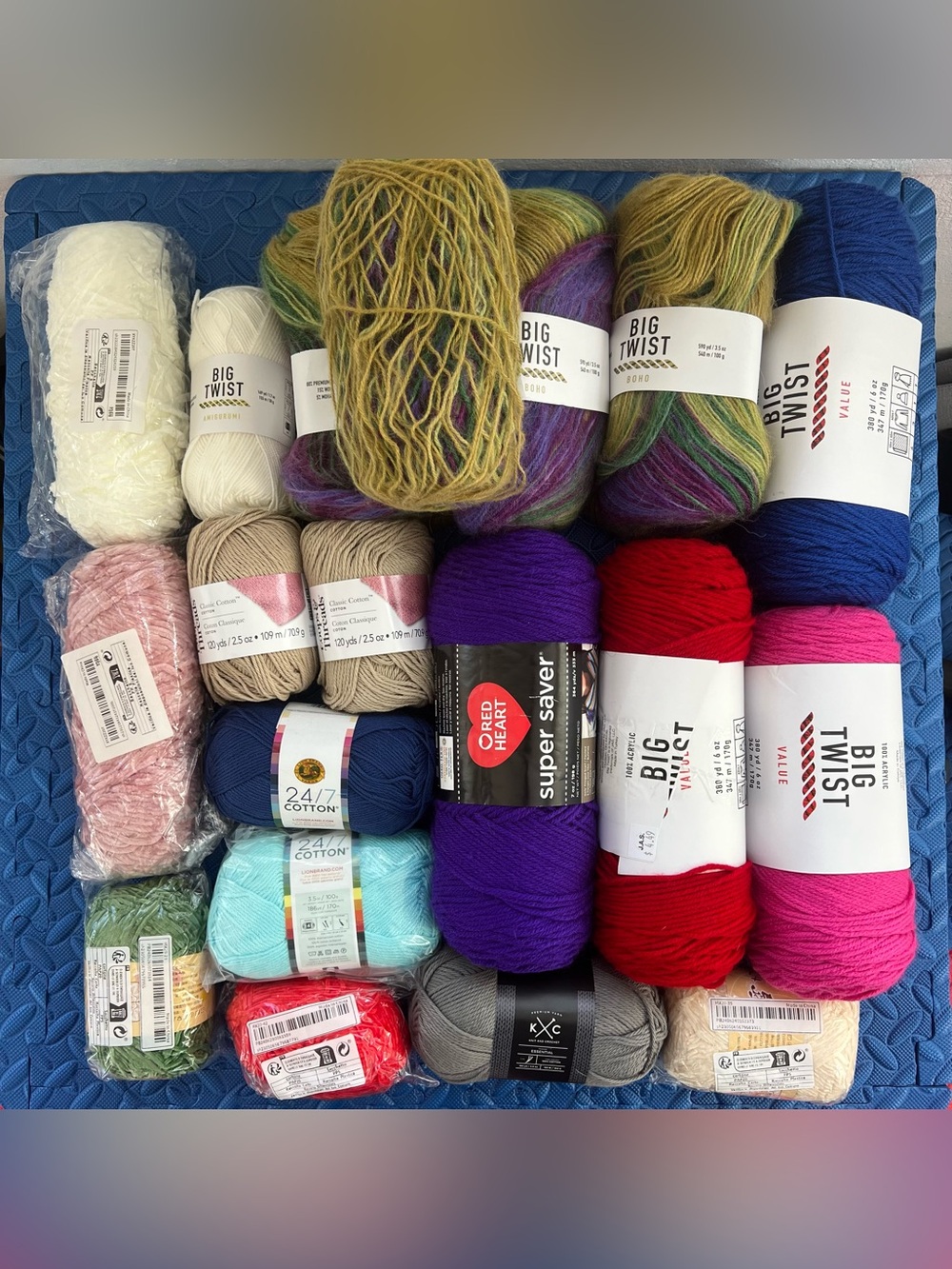 10 lbs of brand name yard (assorted materials and weights)